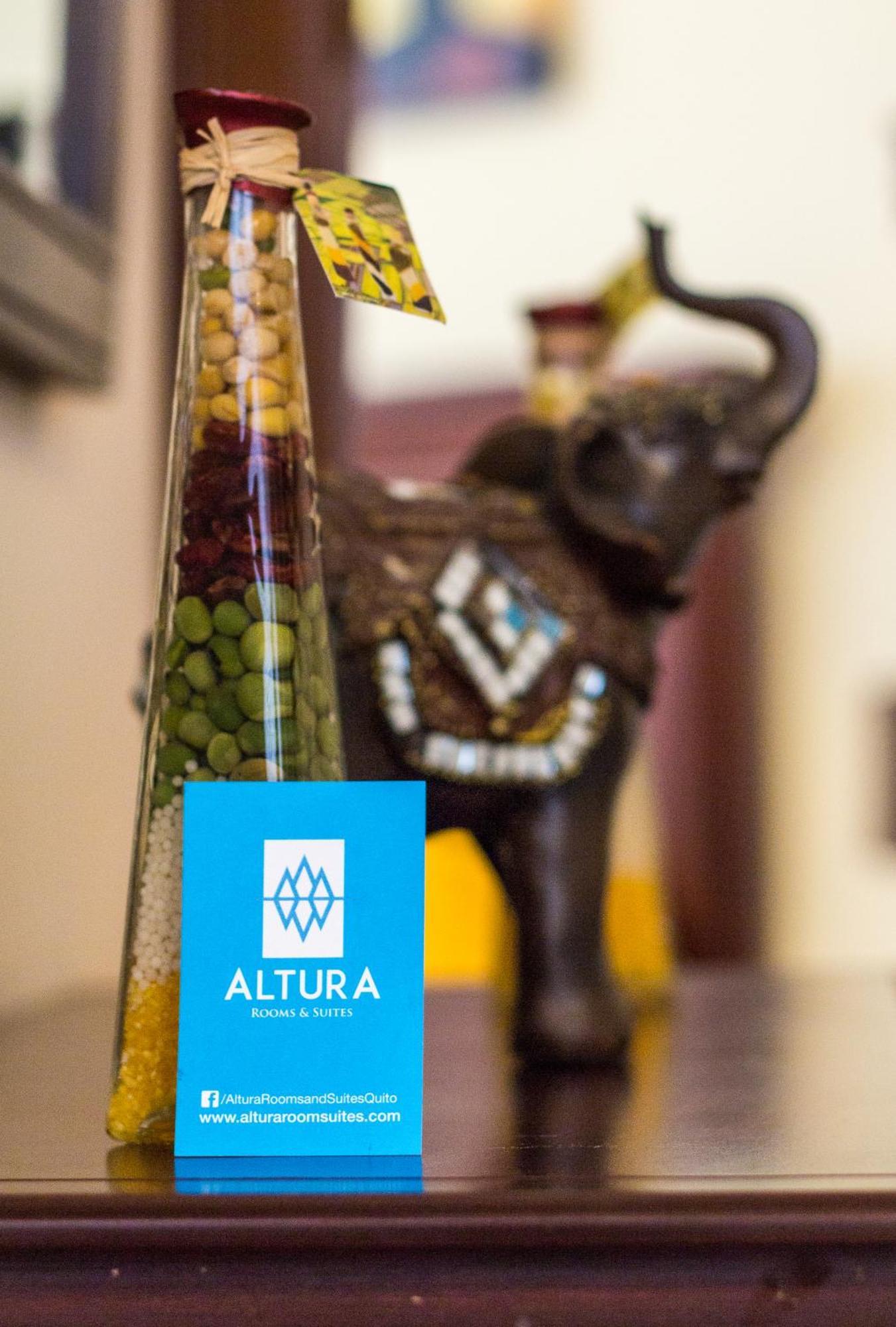 Altura Rooms & Suites Quito Room photo